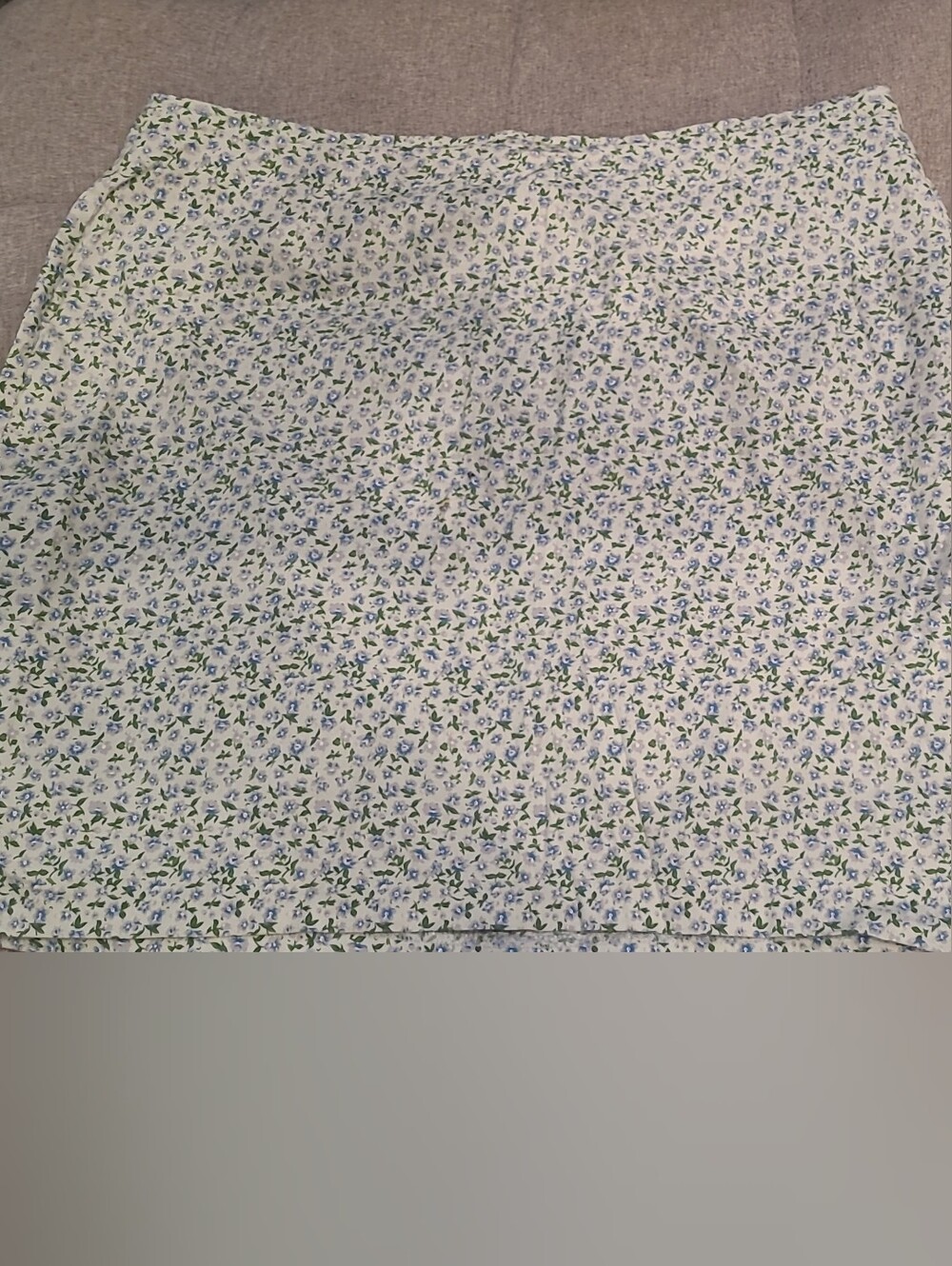 Short-Sleeve Floral Stretch Print Skirt White with Blue & Green